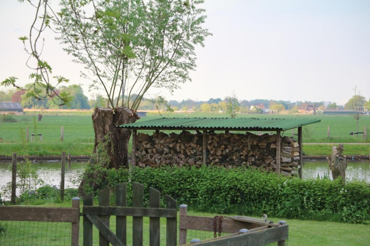 Rural Chalet Aan De Vecht Near Amsterdam Nigtevecht Dış mekan fotoğraf